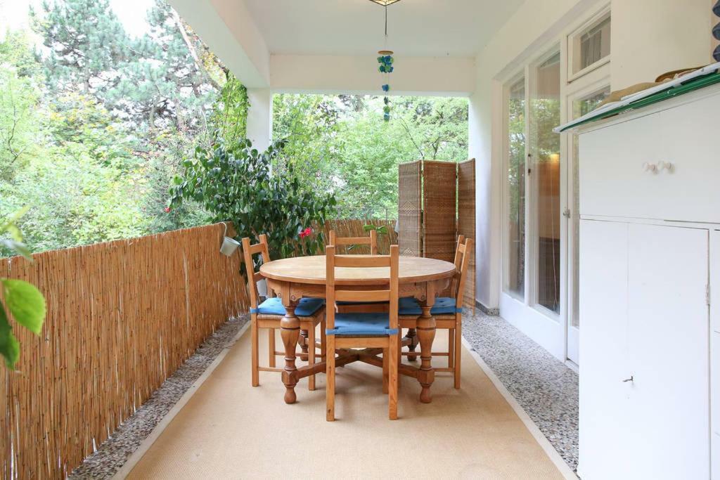 White Villa Baden Bagian luar foto